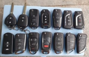 chìa khóa ô tô Tân Uyên remote xe hơi giá rẻ