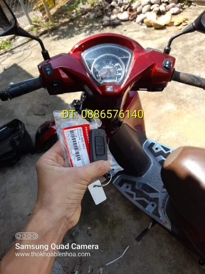 Làm Chìa Khóa Xe Máy Hà Nội - Giá từ 150k, Gọi Ngay 1 làm chìa khóa xe máy Hà Nội mất chìa khóa